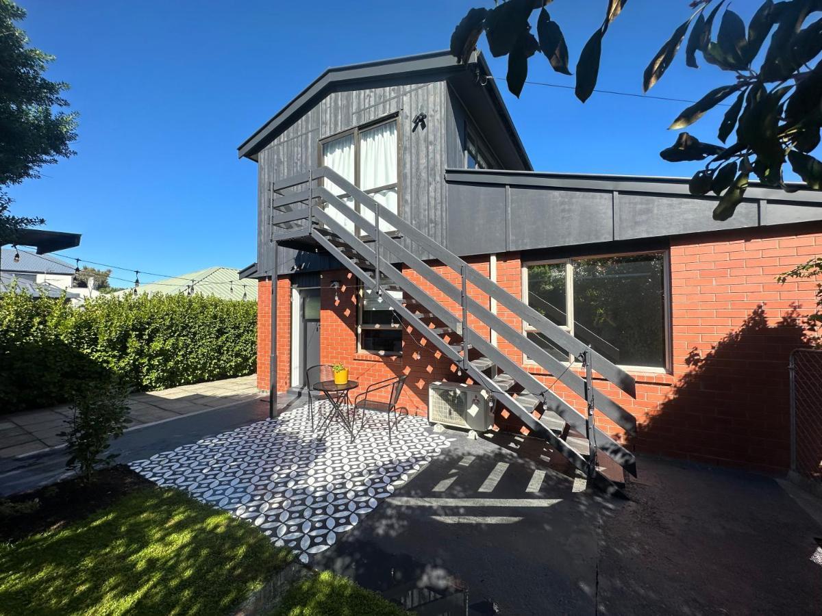 Beckenham Studio On Tree Lined Street كريستتشيرش المظهر الخارجي الصورة